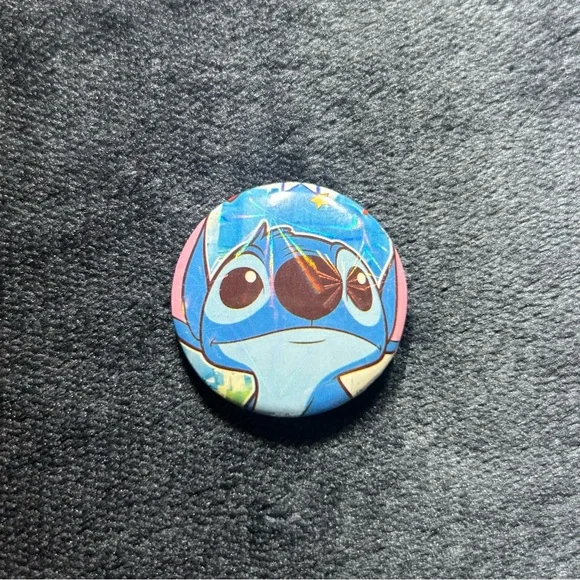 Lilo & Stitch - 4 Button Set (Handmade) - Picture 7 of 9